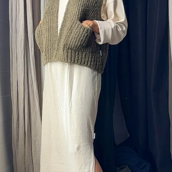 Alpaca Grandpa Vest in Olive