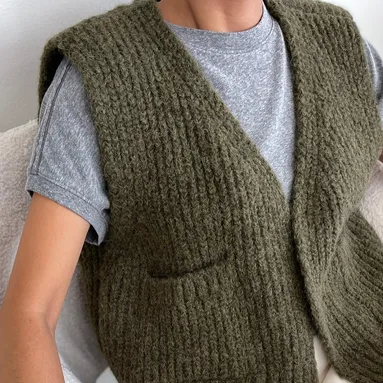 Alpaca Grandpa Vest in Olive