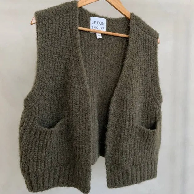 Alpaca Grandpa Vest in Olive