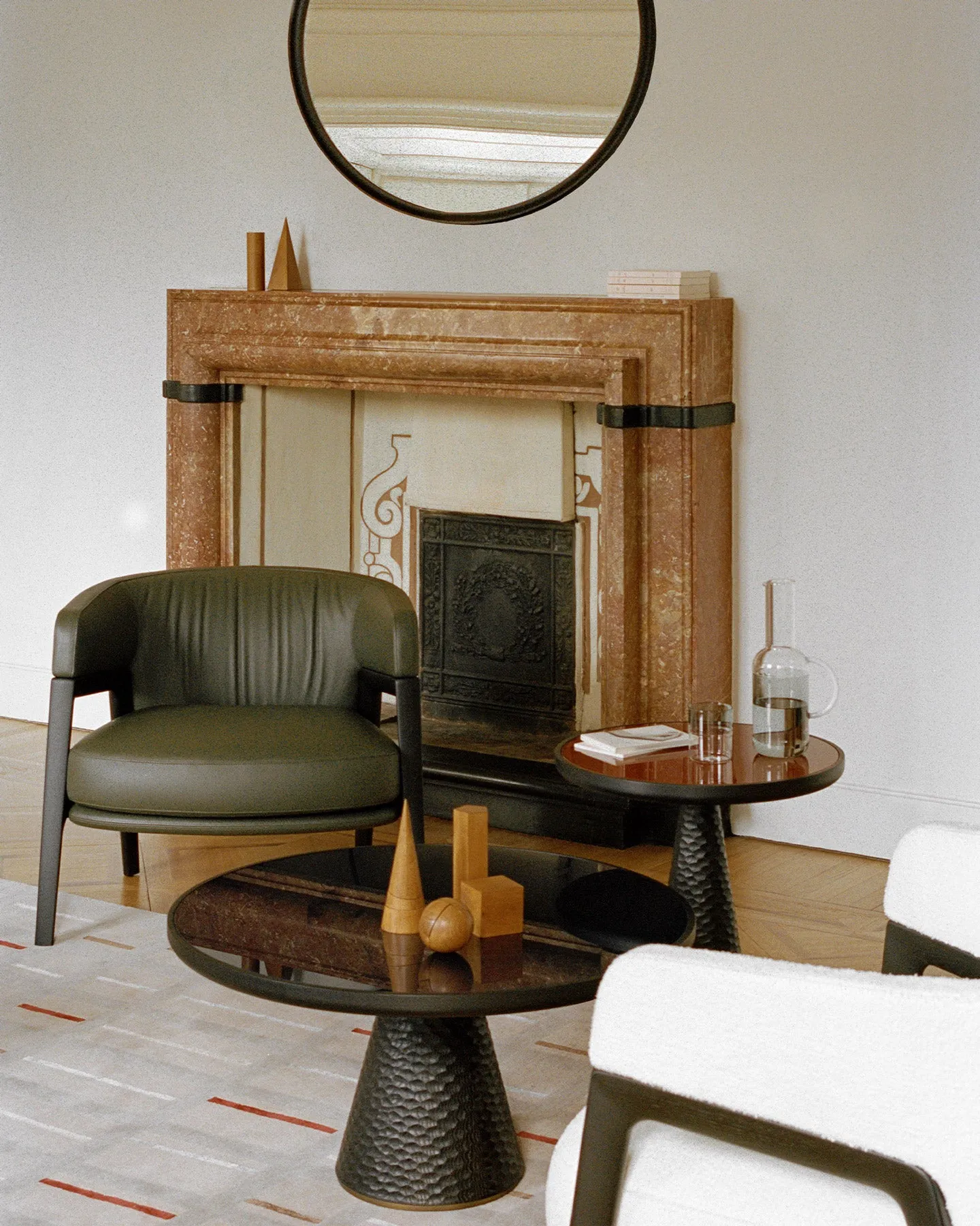 Duo Pedestal