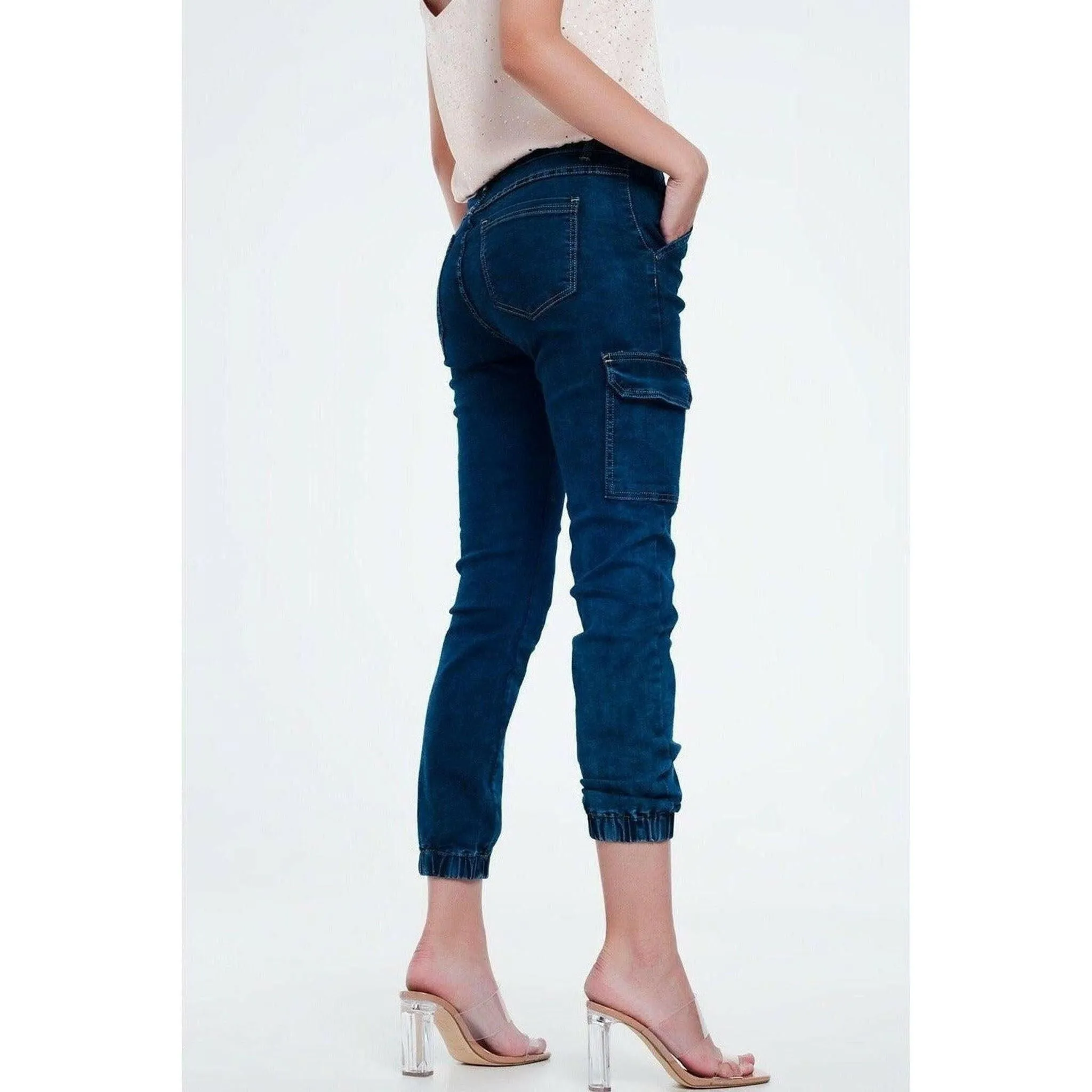 Jeans in Navy with Cargo Pockets