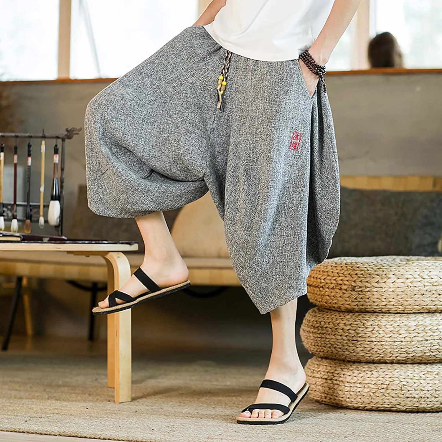 Mens Retro Wide Leg Capri Harem Pants Big and Tall Loose Fit Yoga Beach Shorts Drawstrings Expandable Waist Hip Hop Trousers