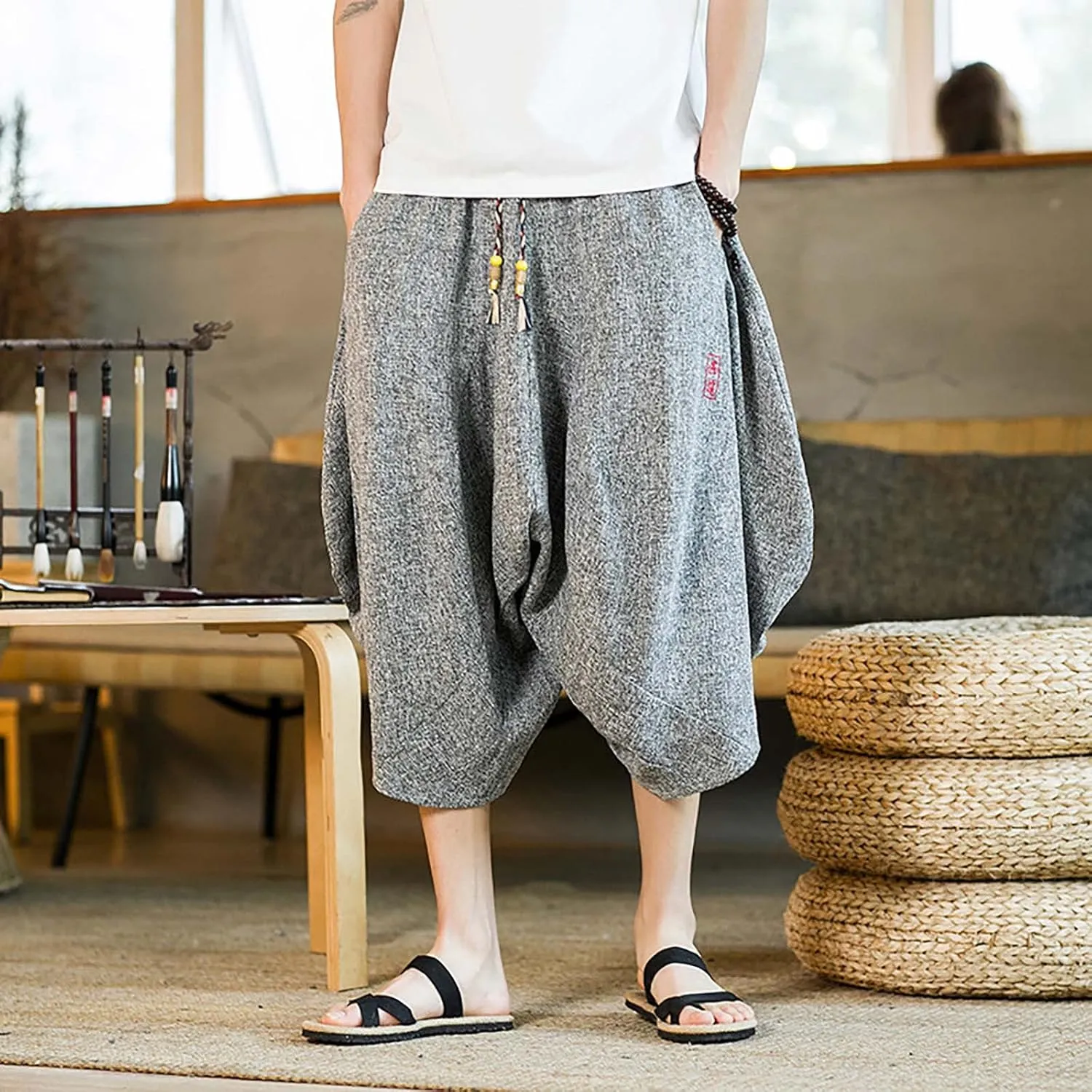 Mens Retro Wide Leg Capri Harem Pants Big and Tall Loose Fit Yoga Beach Shorts Drawstrings Expandable Waist Hip Hop Trousers