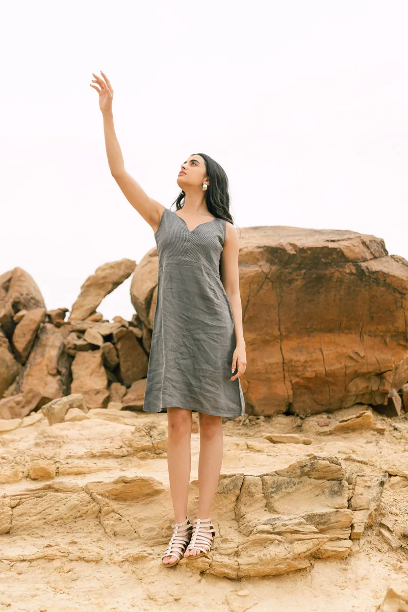 Sleeveless pleated yoke dress