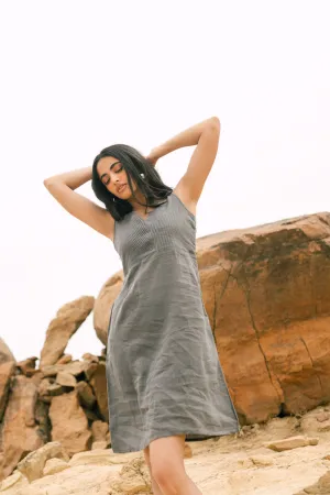 Sleeveless pleated yoke dress