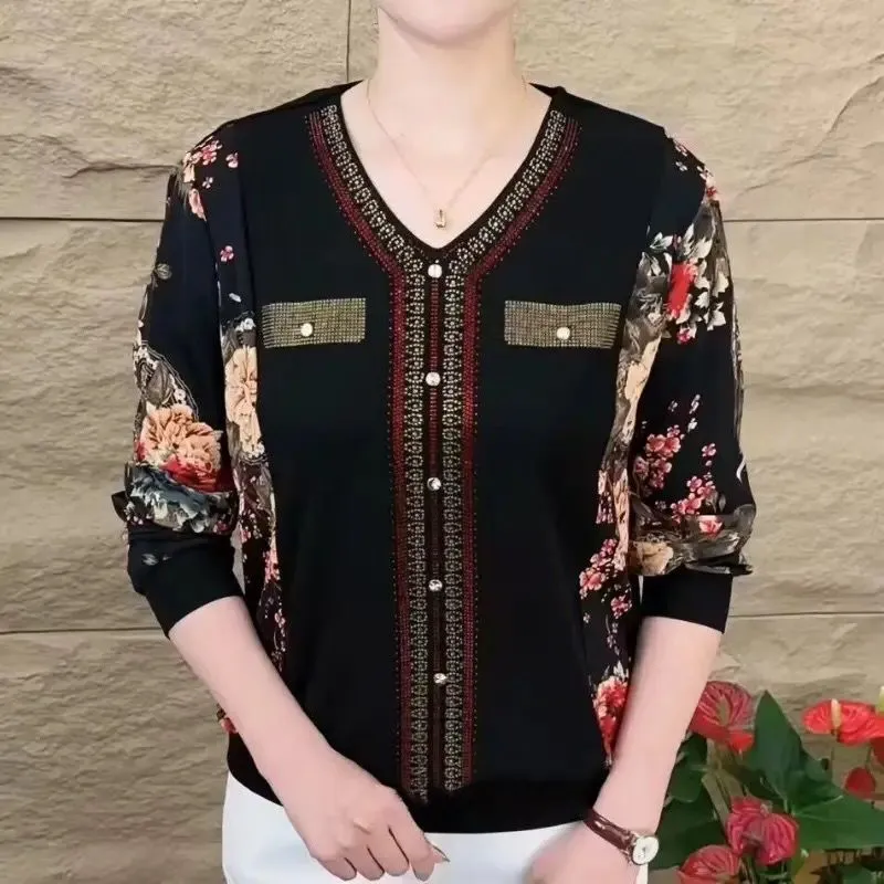 Spring and Autumn Women's Pullover V-neck Printed Panel with Diamonds Loose Fit Long Sleeve Bottom T-shirt - S5065251