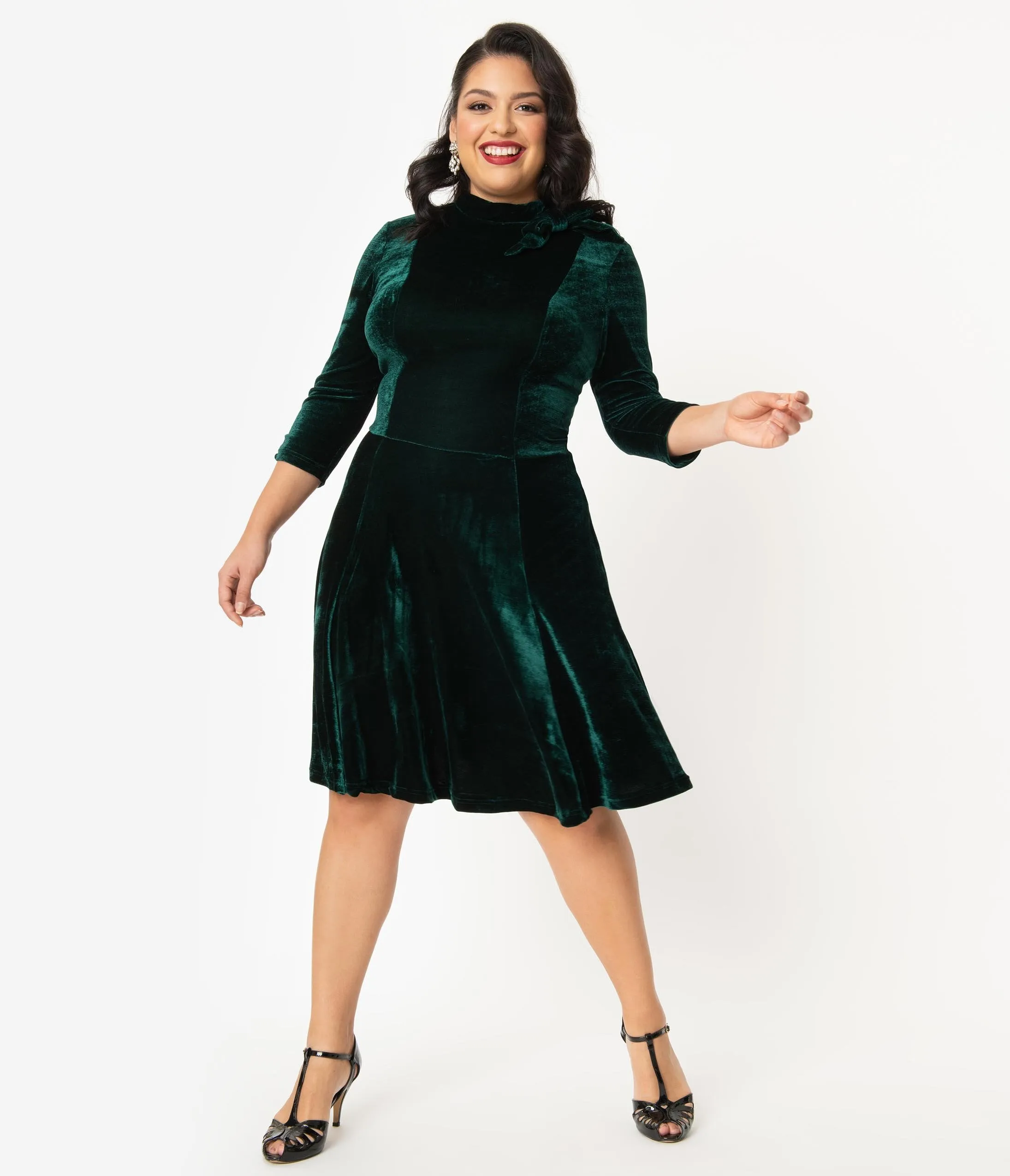 Unique Vintage Plus Size Emerald Velvet Three-Quarter Sleeved Parker Flare Dress